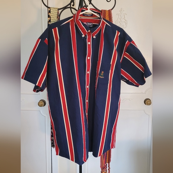 Vintage Chaps by Ralph Lauren Short-Sleeve Button-Up Shirt - Picture 2 of 9